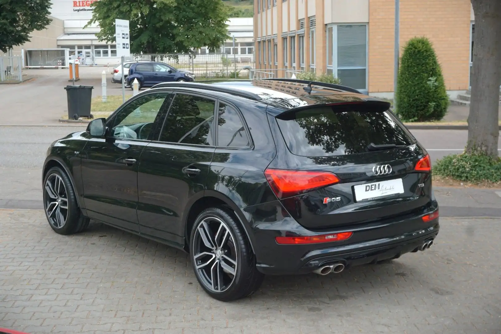 Audi SQ5 3.0 TDI plus quattro / Perlnappa / AHK / Noir - 2