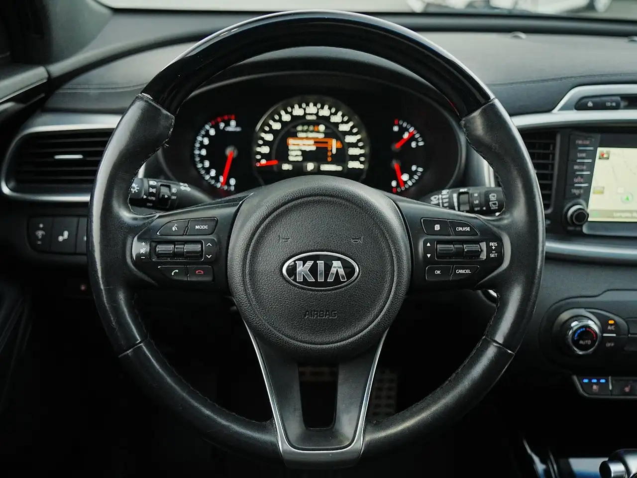 Kia Sorento снимка Kia Sorento