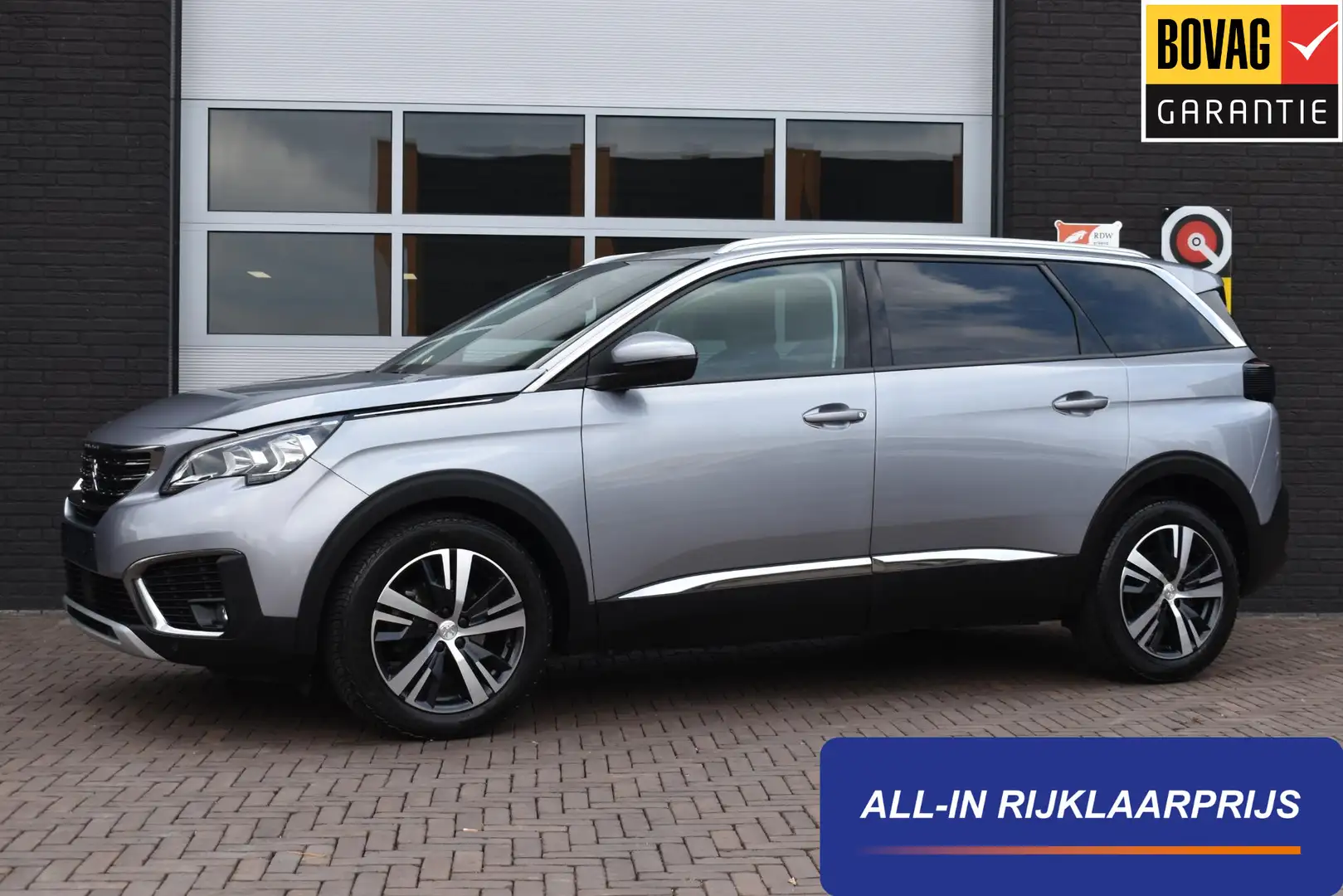 Peugeot 5008 1.2 PureTech 130PK Aut. Allure | Navi | 5 pers. | Gris - 1