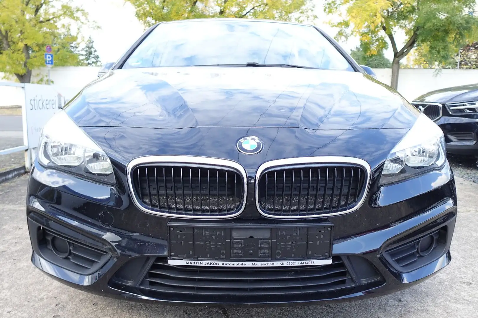 BMW 216 i  2 Active Tourer 216 i+SITZHEIZUNG+BC+ 1 Hd Schwarz - 2