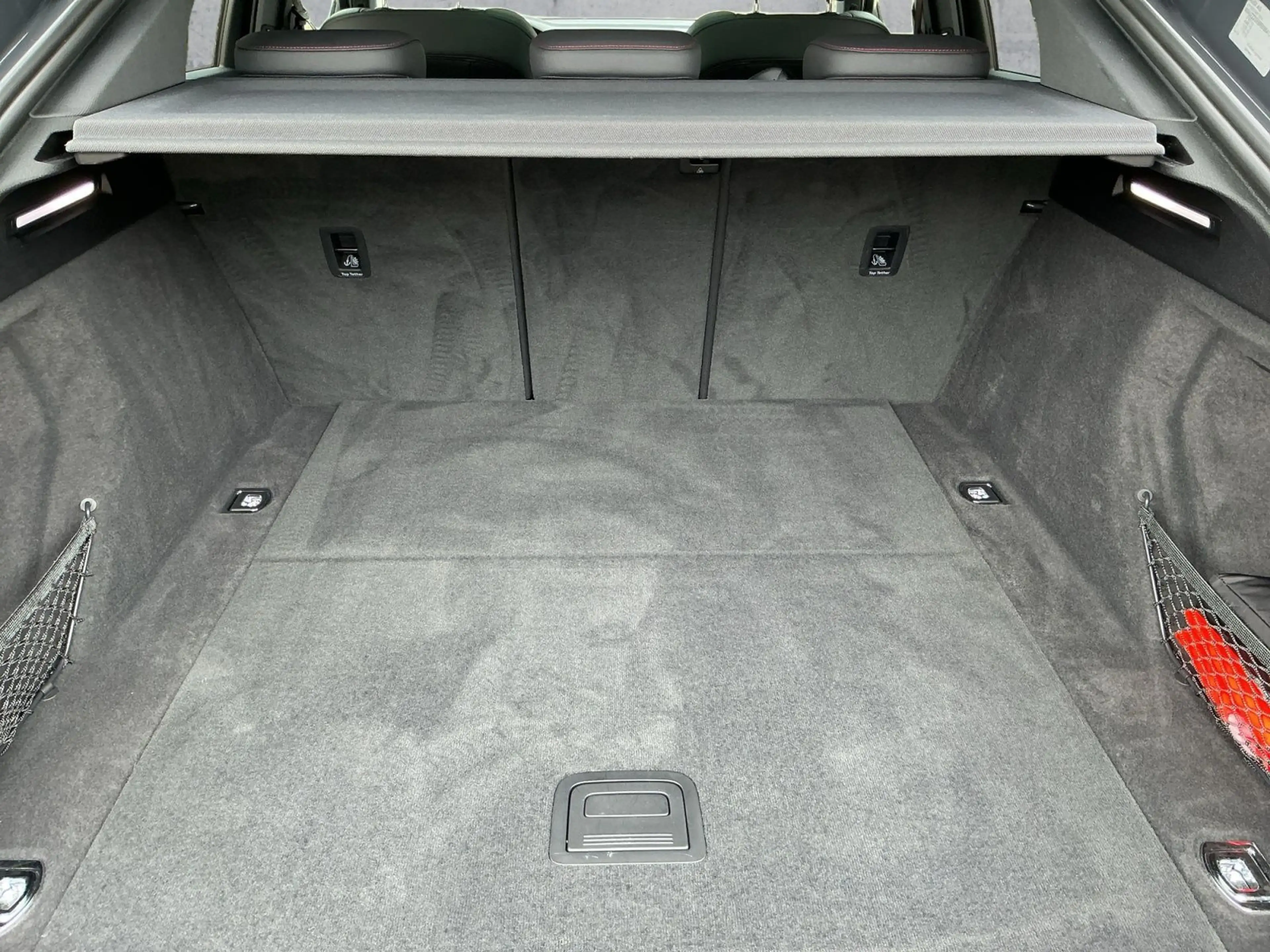 Audi Q8 e-tron 55 QU S-LINE 5JG+MATRIX+AIR — photo 14