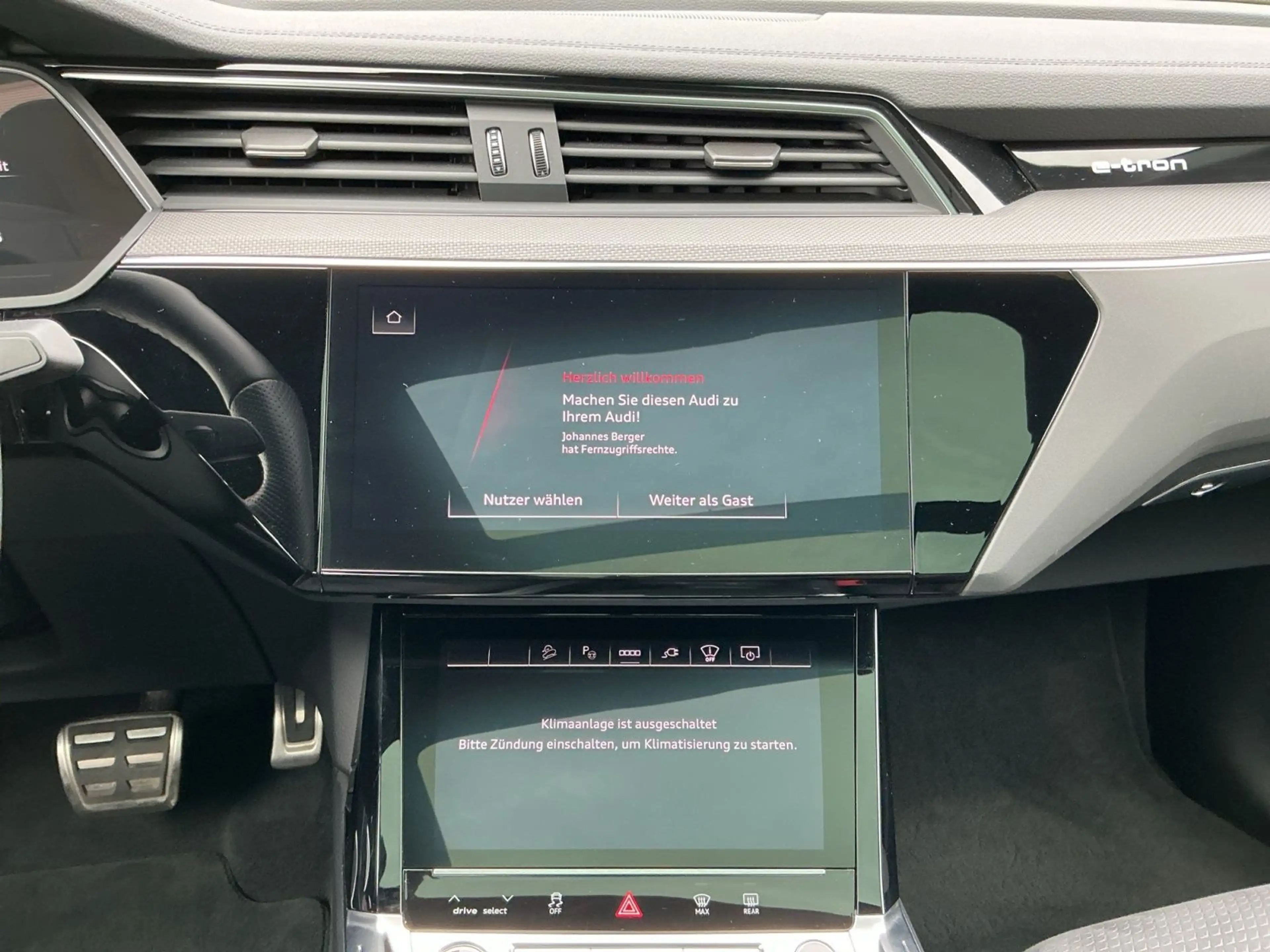 Audi Q8 e-tron 55 QU S-LINE 5JG+MATRIX+AIR — photo 11