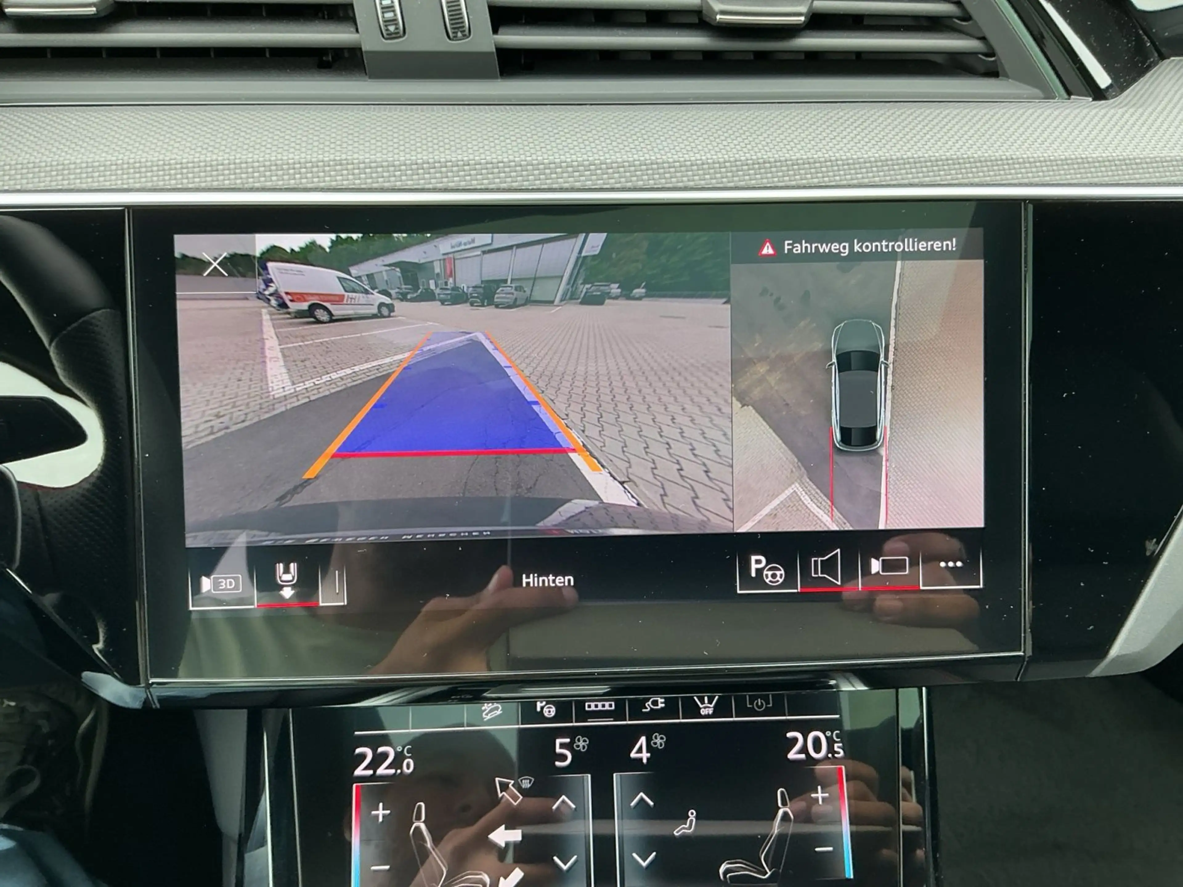 Audi Q8 e-tron 55 QU S-LINE 5JG+MATRIX+AIR — photo 19