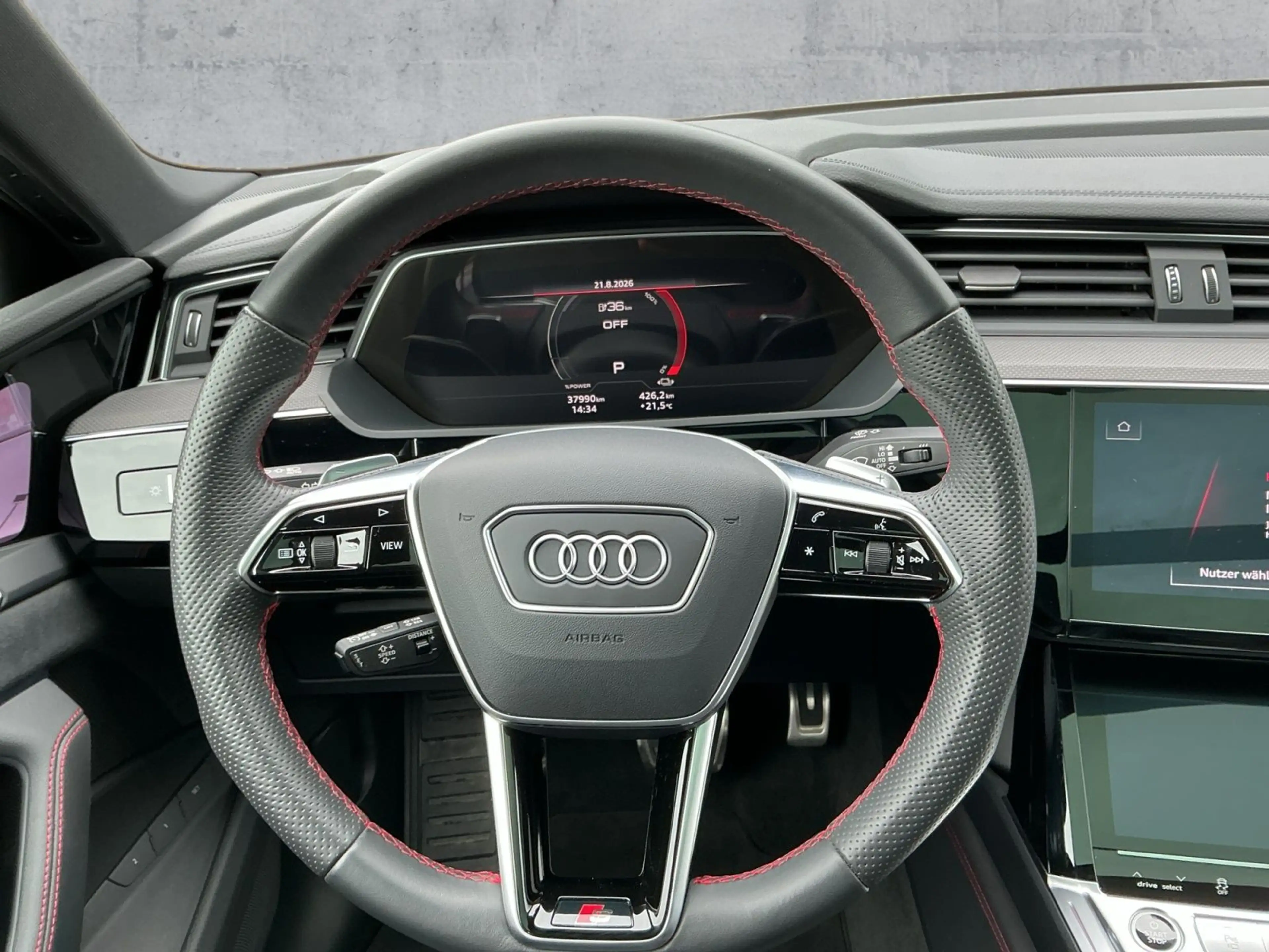 Audi Q8 e-tron 55 QU S-LINE 5JG+MATRIX+AIR — photo 10
