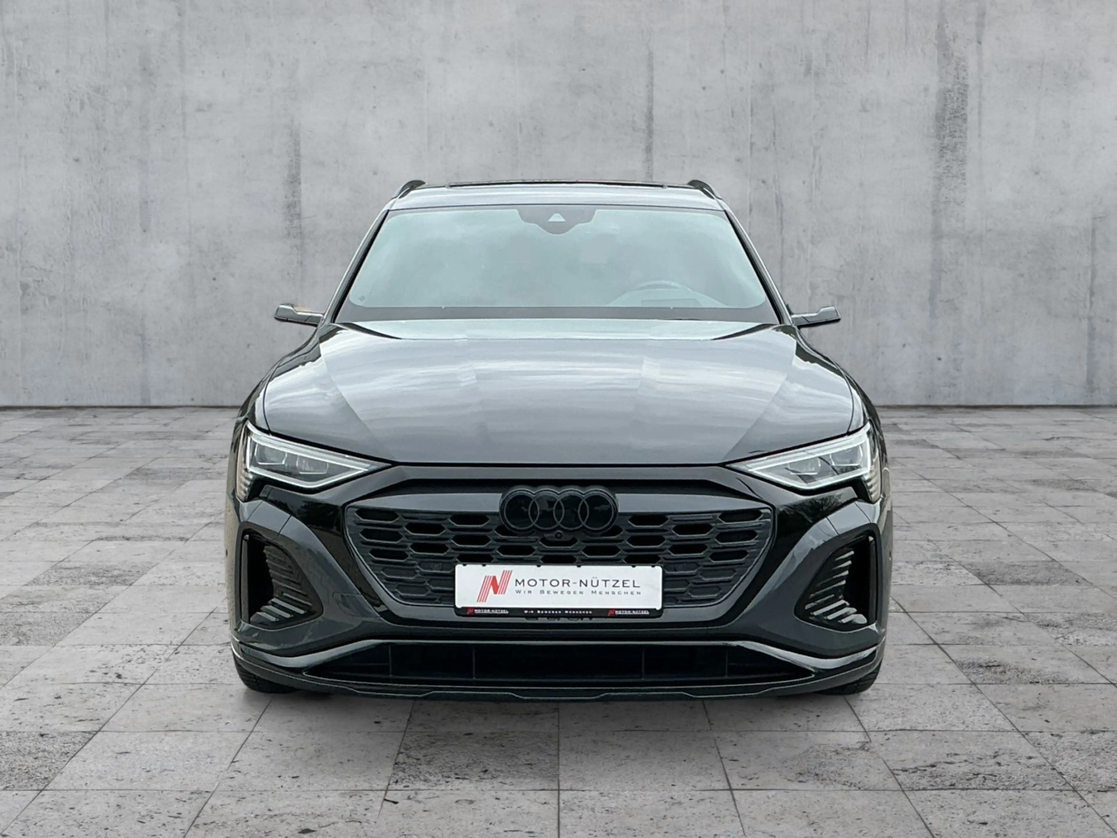 Audi Q8 e-tron 55 QU S-LINE 5JG+MATRIX+AIR — photo 3