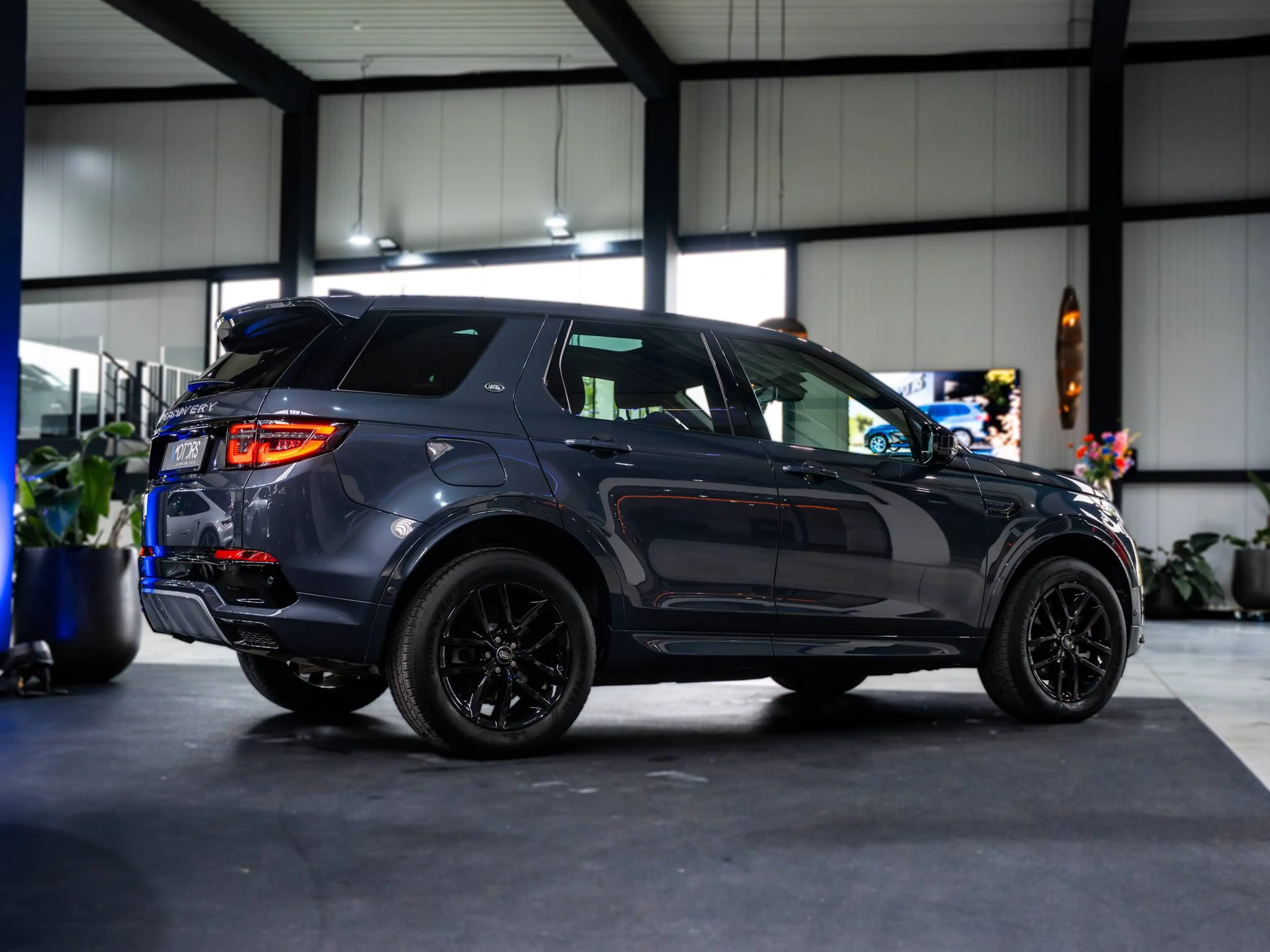 Land Rover Discovery Sport PHEV 1.5 Turbo 4WD P300e S - CC - Pano - 360° - Keyless — photo 4