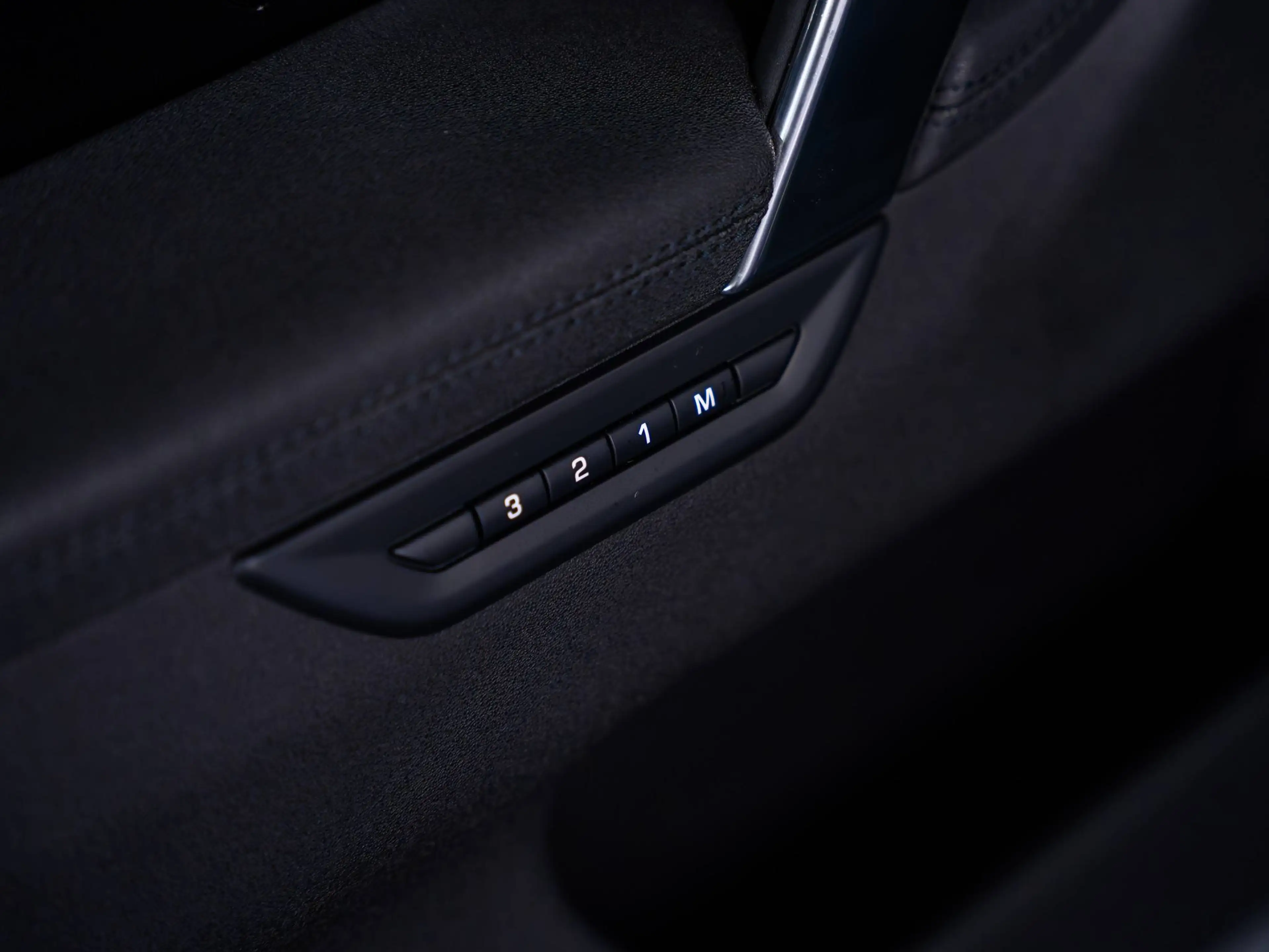 Land Rover Discovery Sport PHEV 1.5 Turbo 4WD P300e S - CC - Pano - 360° - Keyless — photo 10