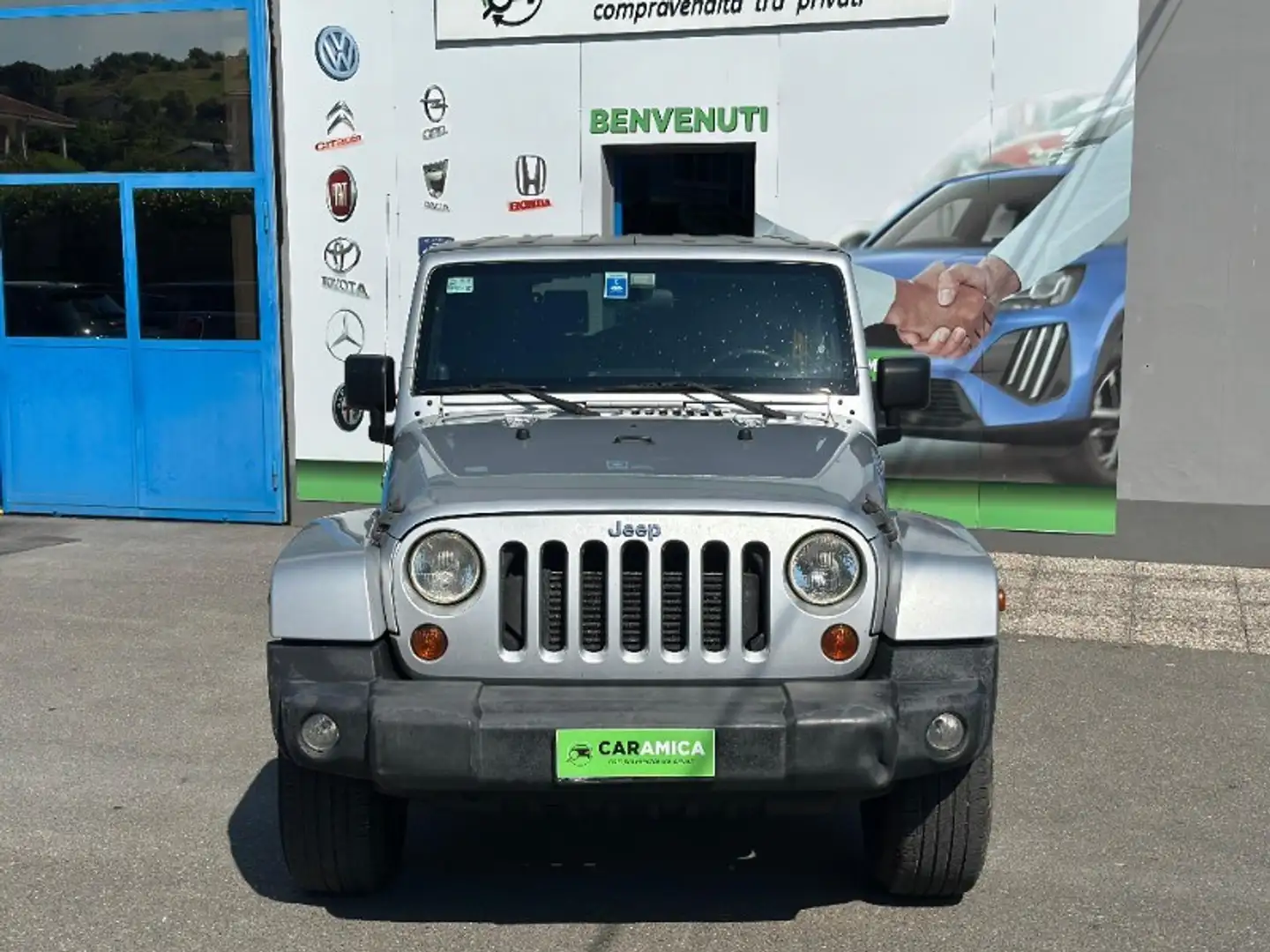 Jeep Wrangler Wrangler 2.8 CRD DPF Sahara Auto Grigio - 2
