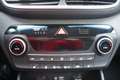 Hyundai TUCSON 1.6 DAB Sitzheizung Kamera Spurhalte Navi Zwart - thumbnail 28