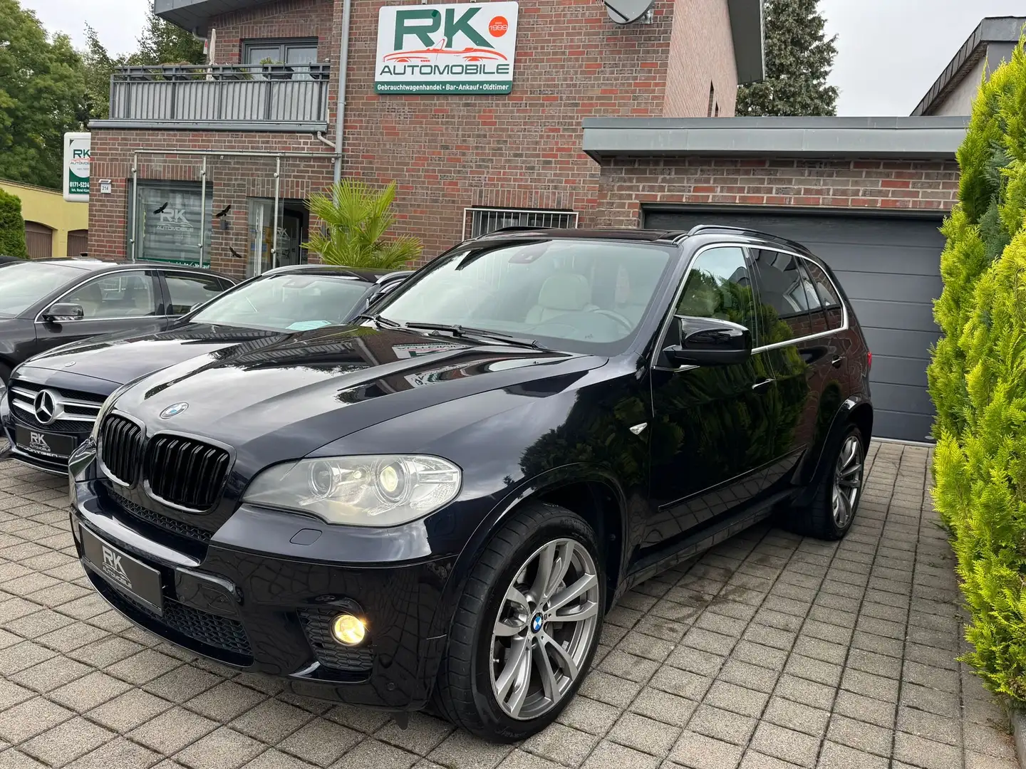 BMW X5 xDrive50i M-Paket 485PS - 1