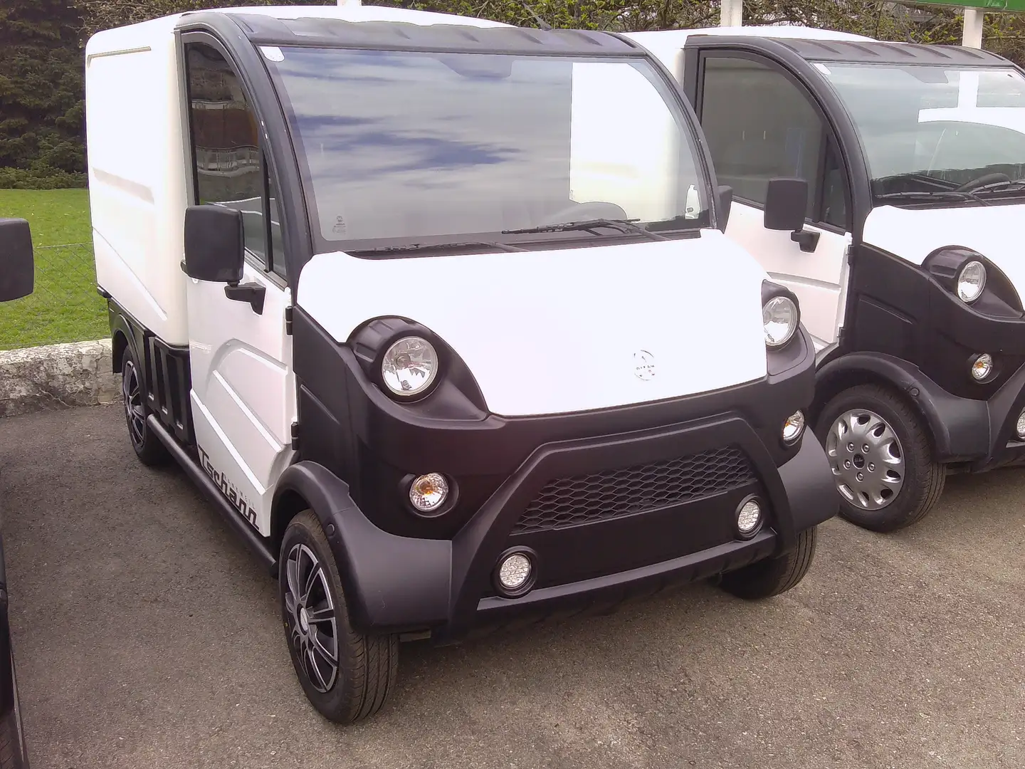 Aixam D-truck Kastenwagen elektr. Fensterheber, Funkzentralverri Weiß - 1