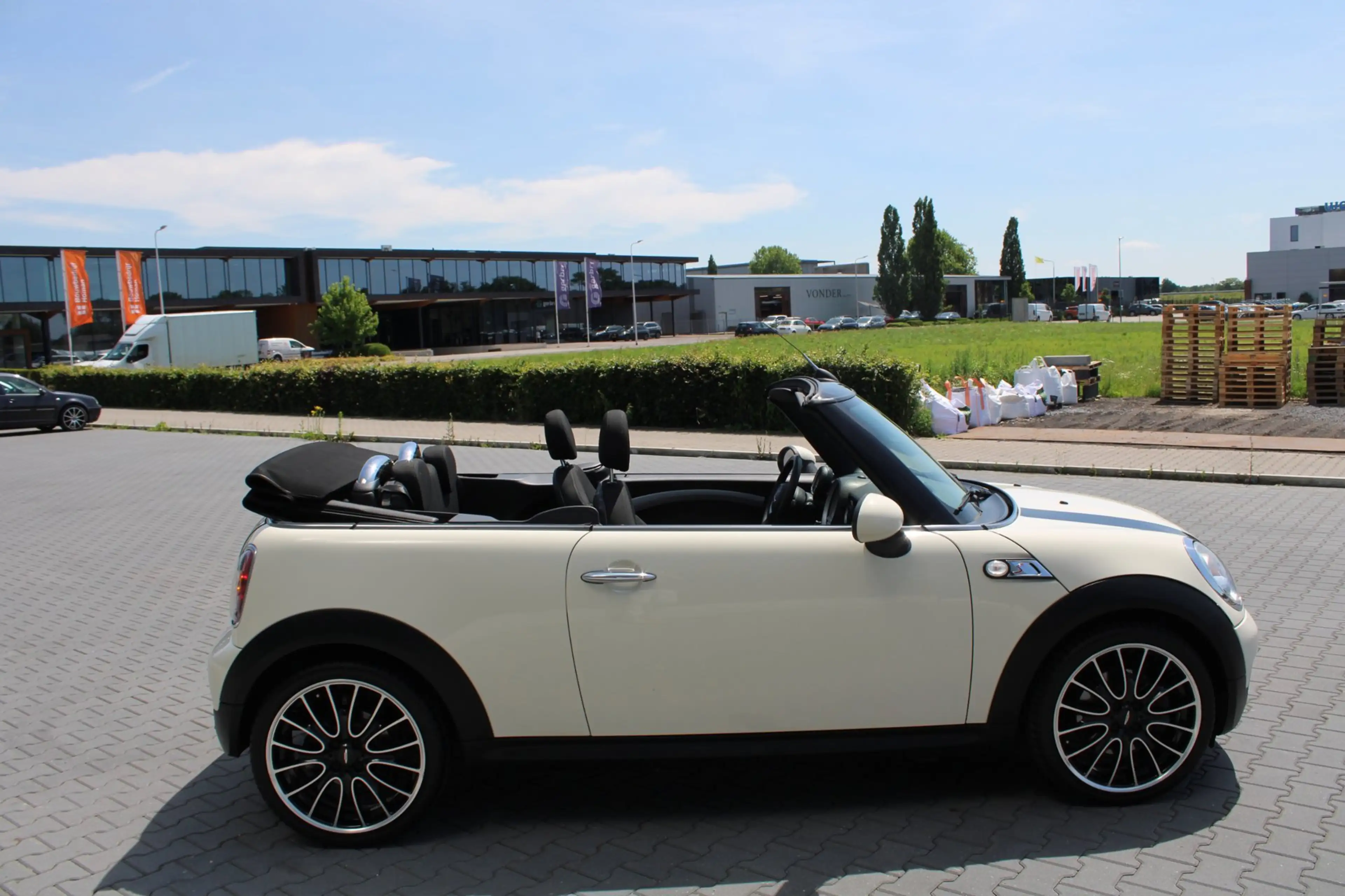 MINI Cooper S Cabrio 1.6 CABRIO 175 PK 1e Eigenaar — photo 6