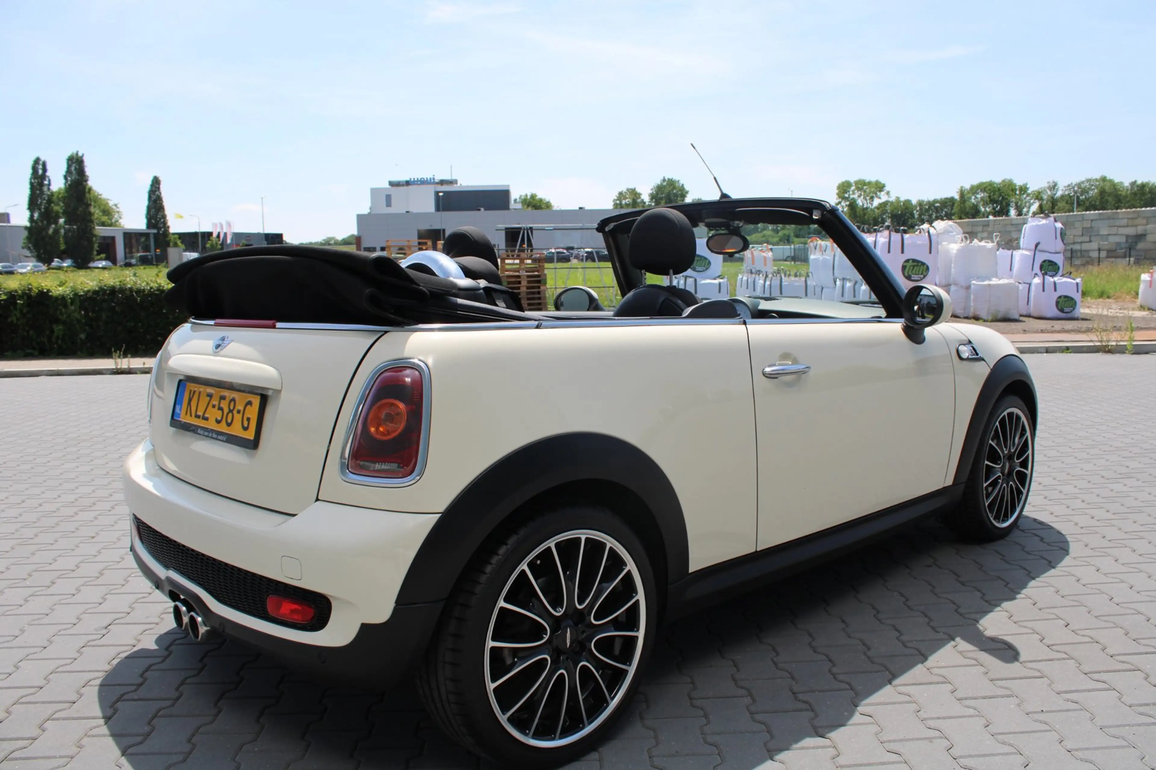 MINI Cooper S Cabrio 1.6 CABRIO 175 PK 1e Eigenaar — photo 5