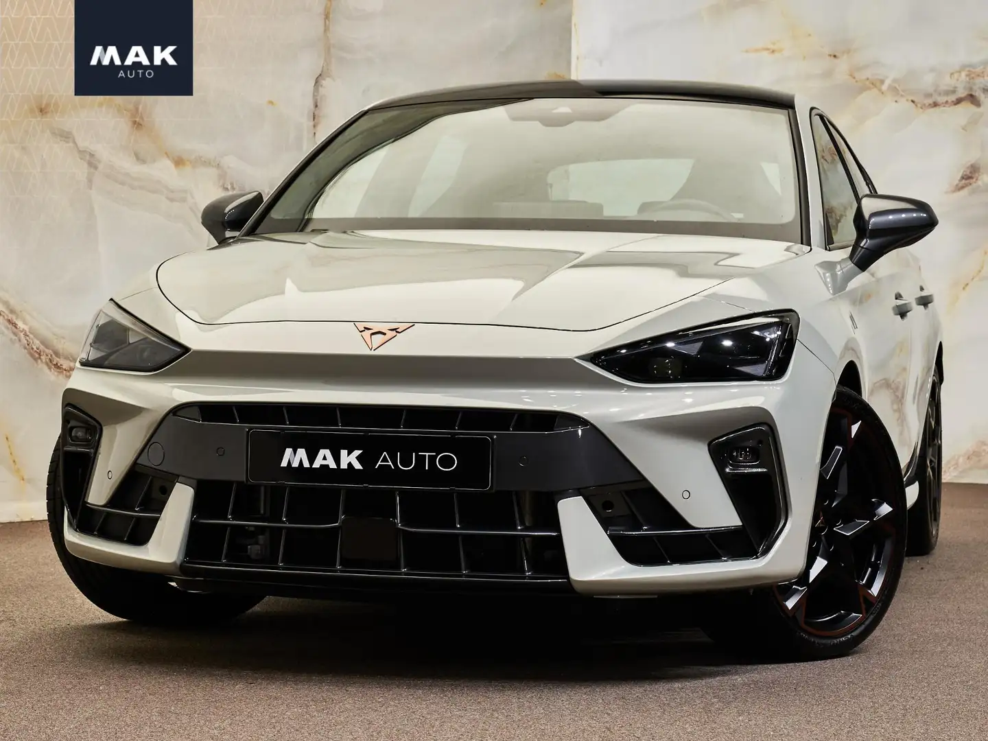 CUPRA Leon 1.5 eTSI VZ Performance, Sennheiser, sportkuipstoe Gris - 1