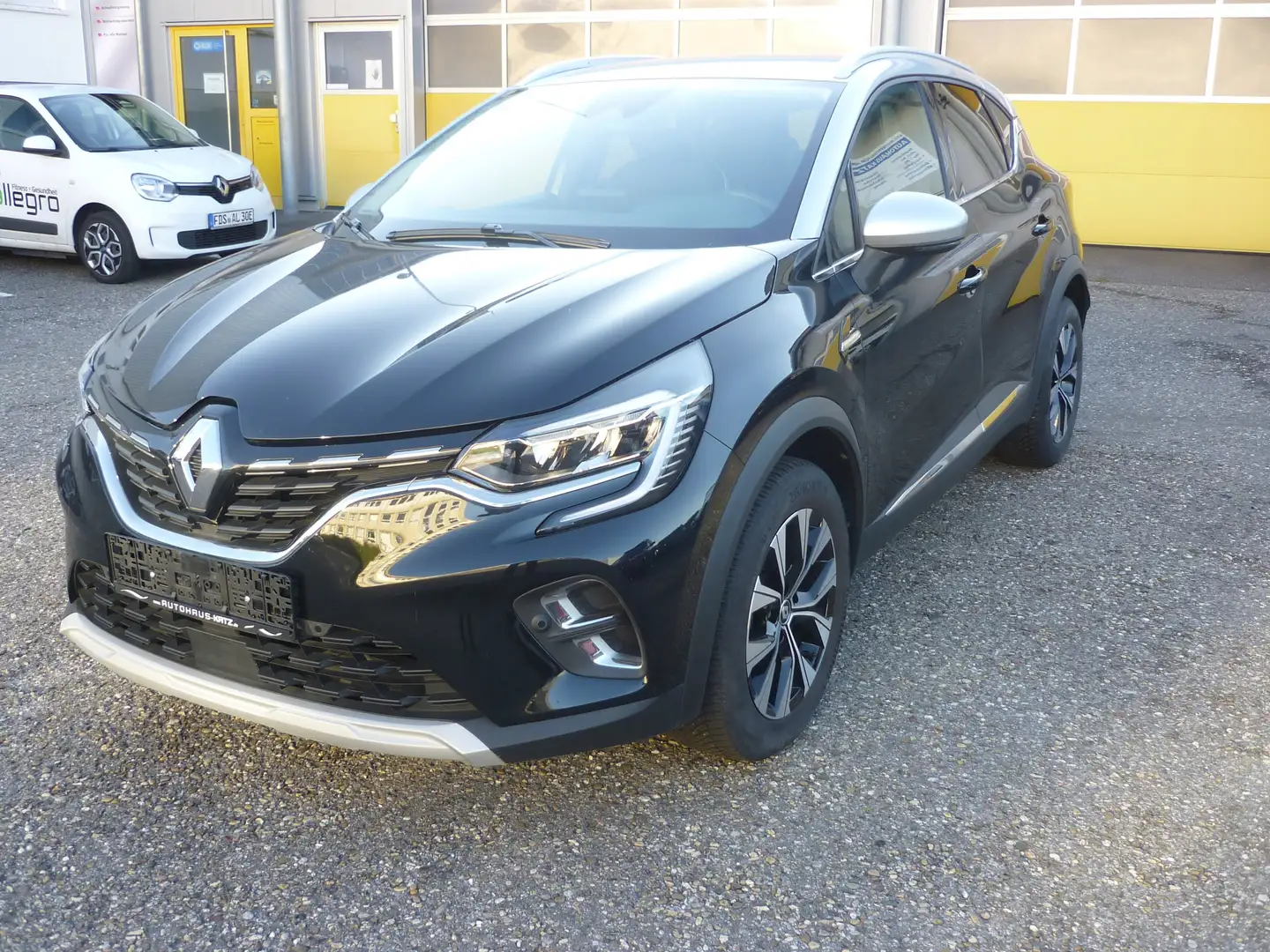 Renault Captur TCe 90  Techno ,9,3" Navi, Kamera,Sitzheizung Schwarz - 1