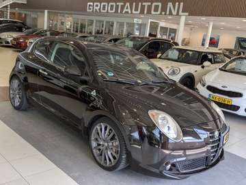 1.4 T Distinctive Airco, Cruise Control, Stuurbekr