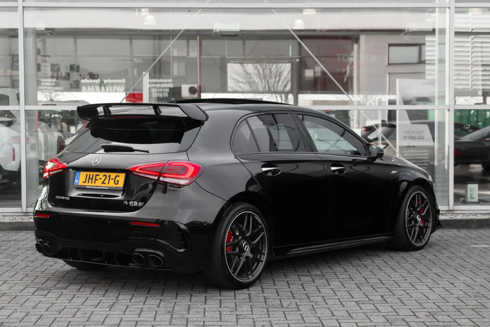 Mercedes-Benz A 45 AMG S 4MATIC+ PANO|AMBIENT LIGHTNING|SCHAALSTOELEN Noir - 2