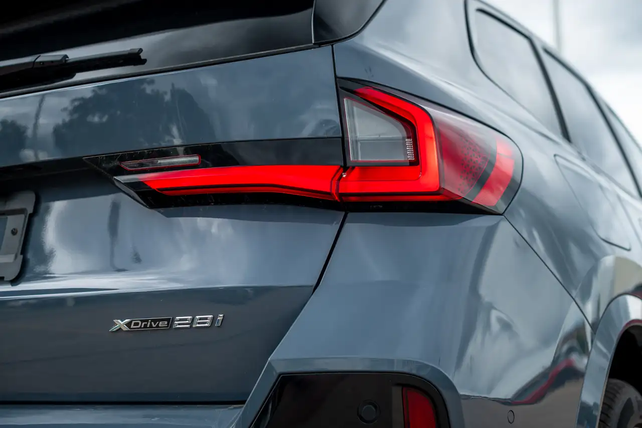 BMW X1 photo BMW X1