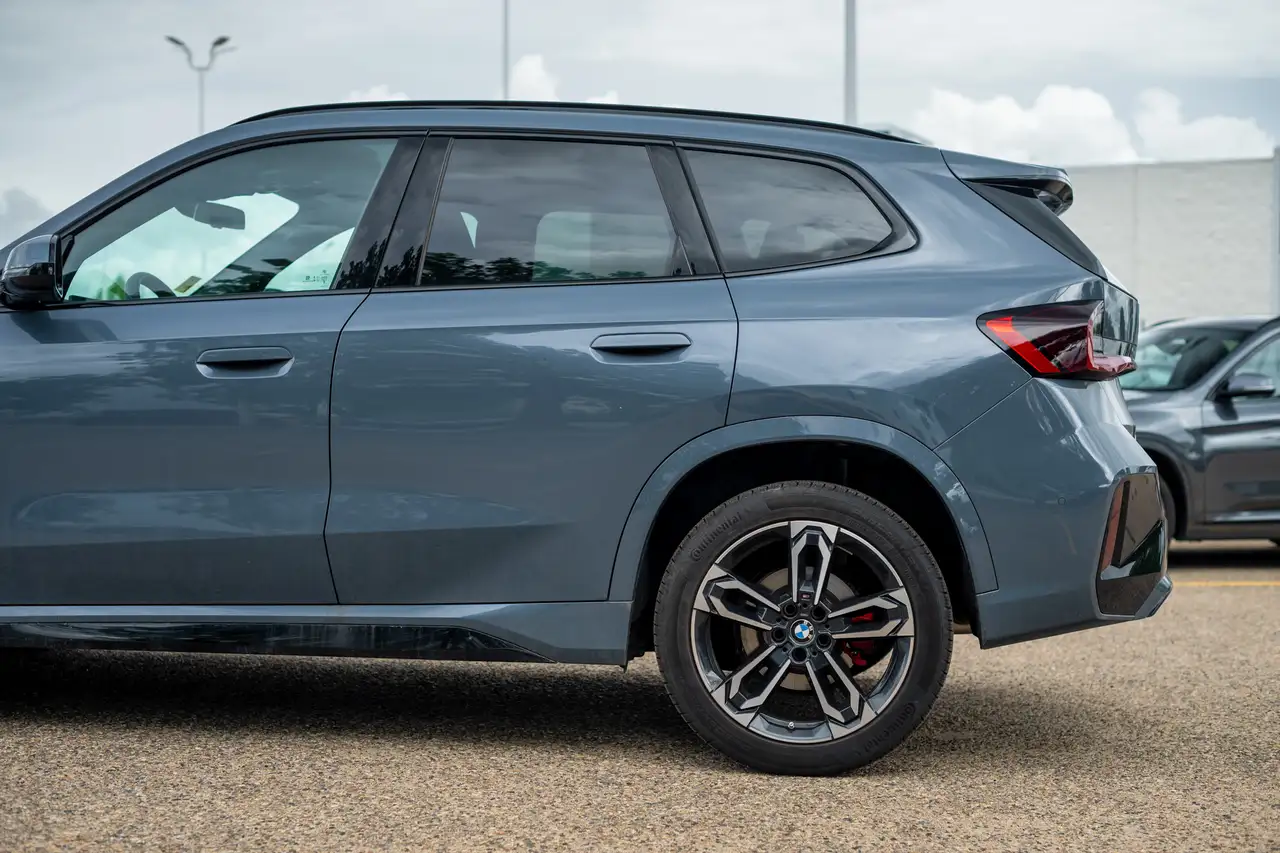 BMW X1 photo BMW X1
