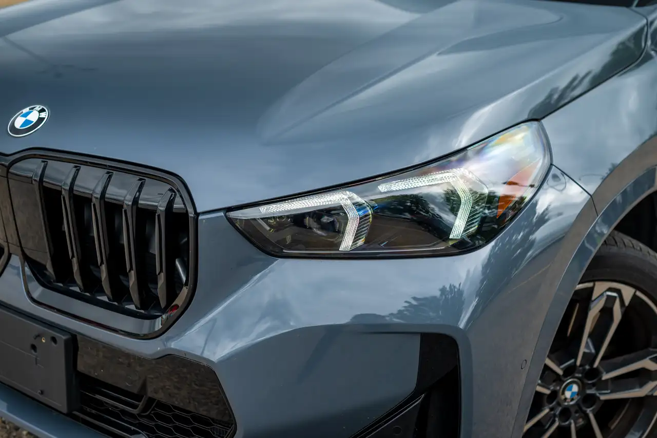 BMW X1 photo BMW X1
