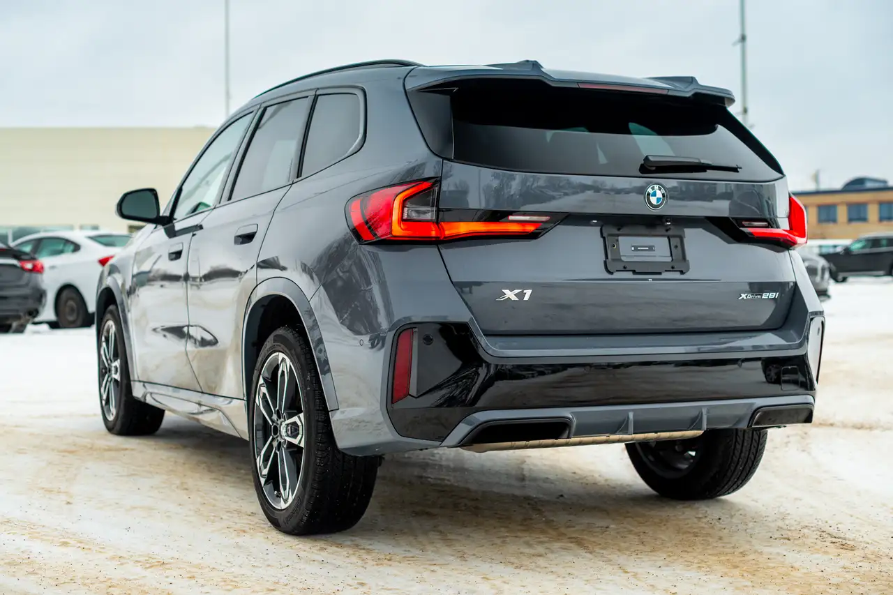 BMW X1 снимка BMW X1