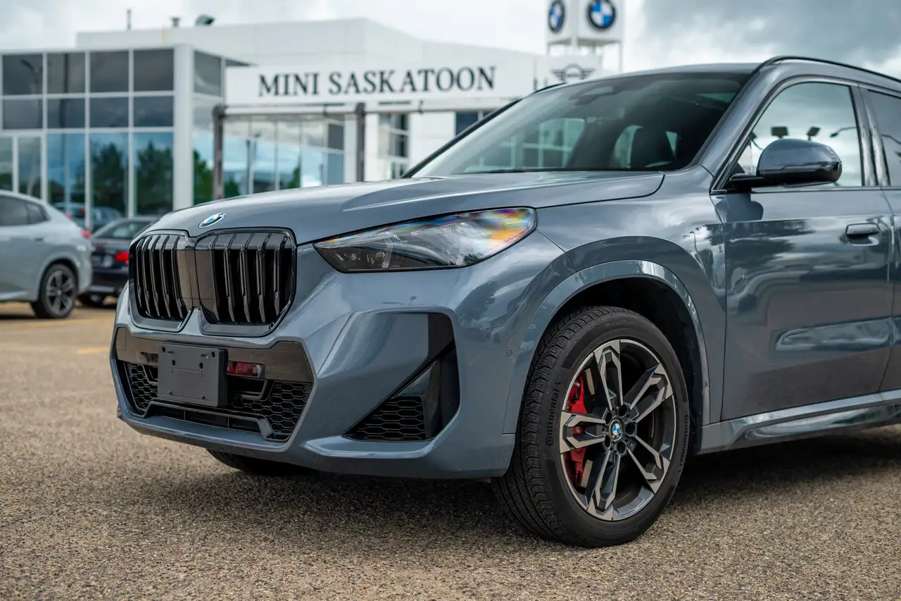BMW X1 photo BMW X1