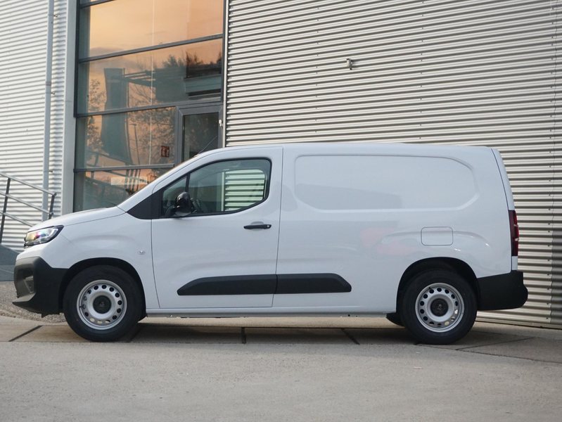 Peugeot Partner e-Partner L2 50 kWh | 0% rente | camera | Apple Ca — photo 4