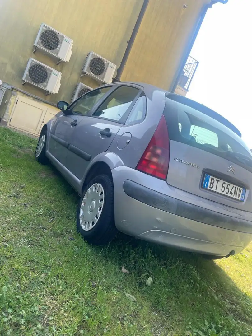 Citroen SAXO Citroen C3 Gris - 2