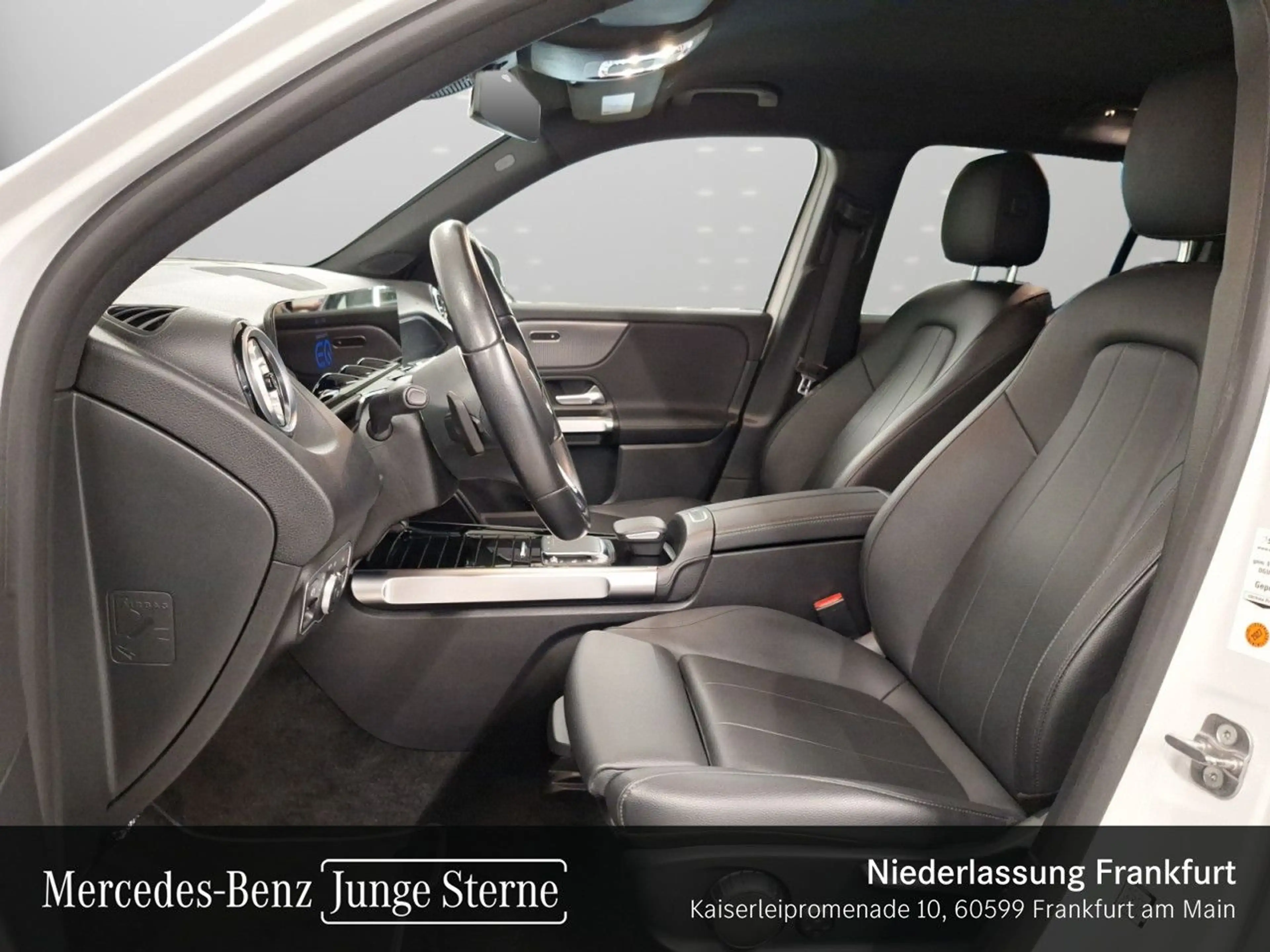 Mercedes-Benz EQB 250 PROG+NIGHT+PLUS-PAKET+360+KEYLESS+SPUR — photo 11