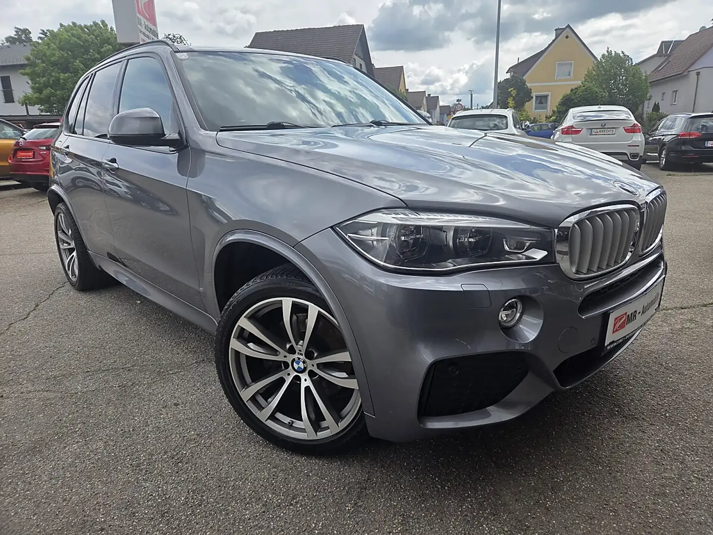 BMW X5 PHEV xDrive40e Aut. Grau - 1
