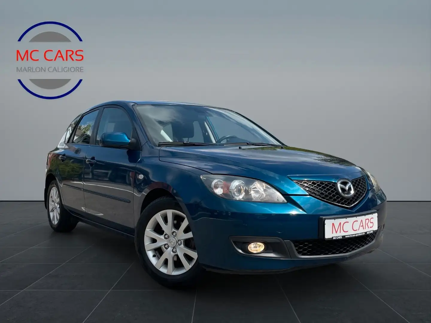 Mazda 3 Lim. 1.6 Sport Active Blau - 1