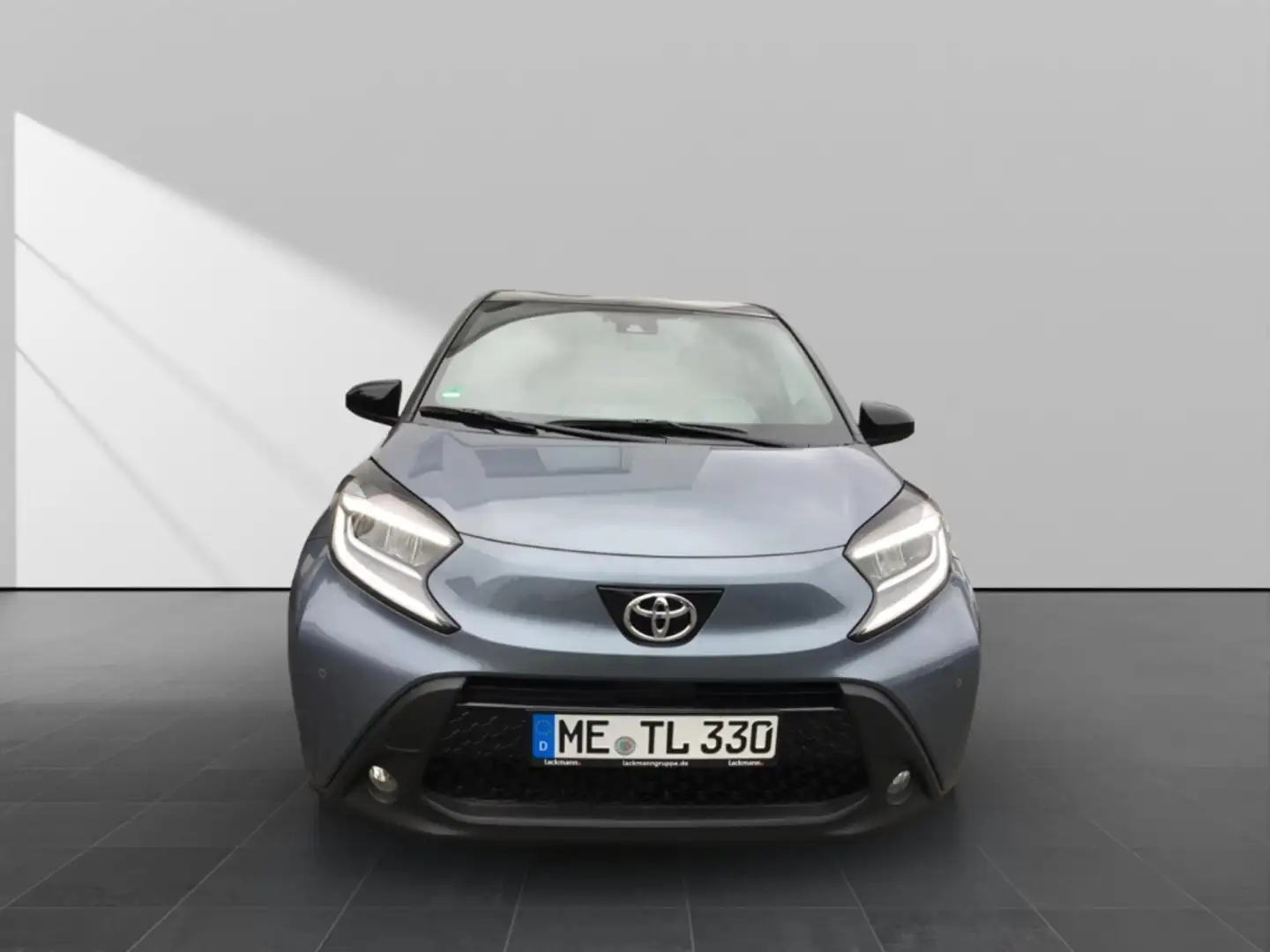 Toyota Aygo X Pulse 1.0 VVT-i *LED-Paket*Komfort-Paket* Grau - 2