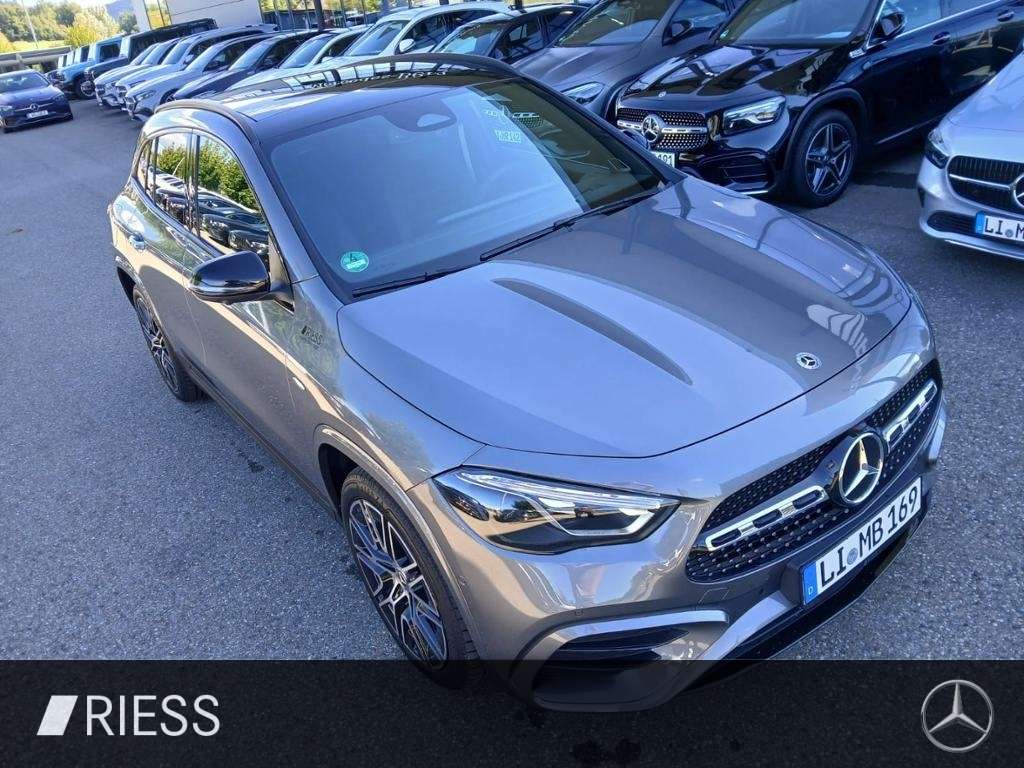 Mercedes-Benz GLA 250