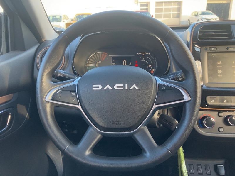 Dacia Spring Electric 65 Extreme Allwetterreifen — photo 10