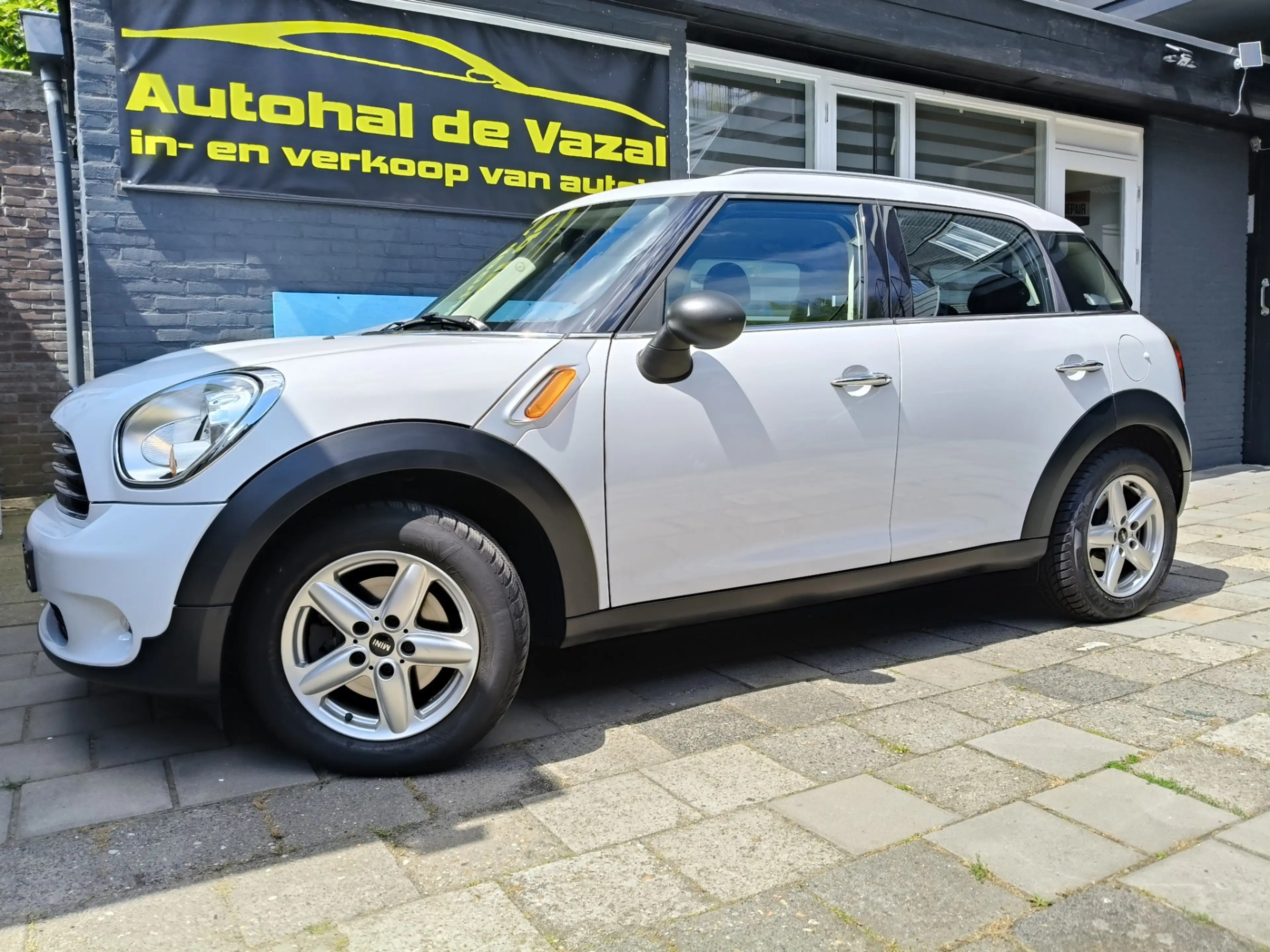 MINI One Countryman 1.6 Business Line zeer mooi en goed onderhouden