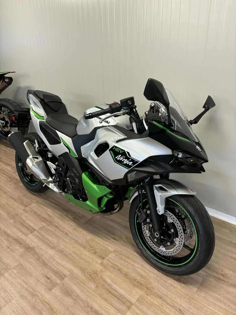 Kawasaki Ninja 7 Hybrid Silber - 2