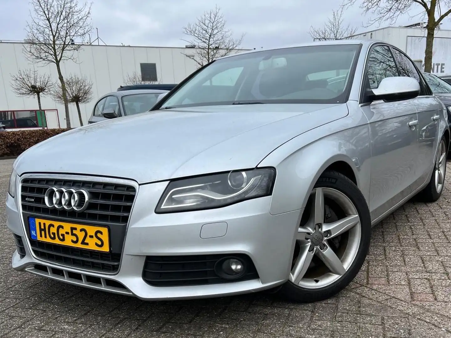 Audi A4 2.0 TFSI q. Pro L. S Gris - 2