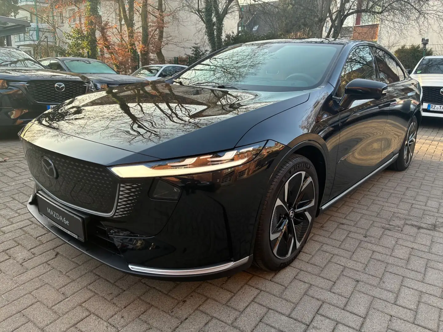 Mazda 6e EV 258PS RWD Takumi Plus Schwarz - 1