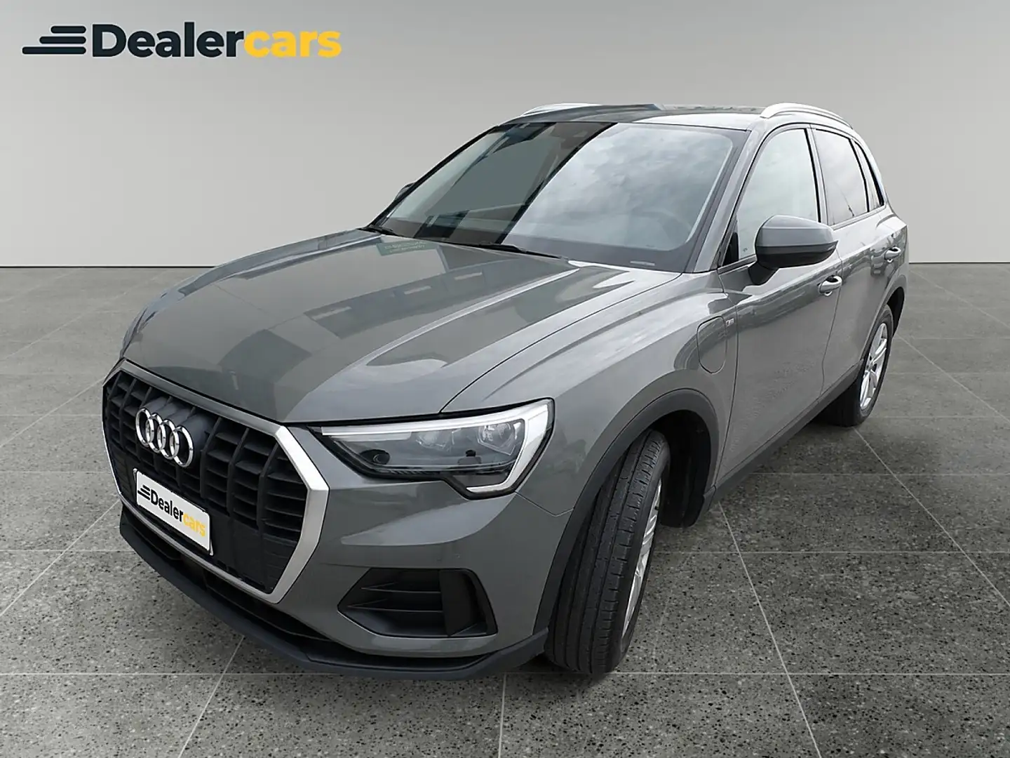Audi Q3 45 TFSI e S-tronic LED ACC RFK *IM VORLAUF* Grau - 1