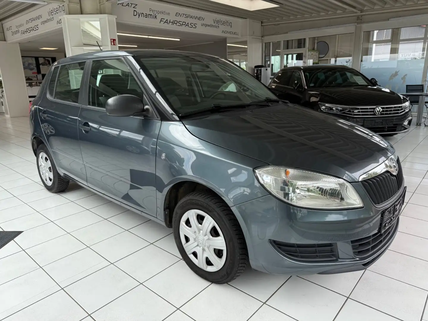 Skoda Fabia Active,1-Hand,Klima,ORG 77TKM,Tüv 04/26 Grau - 1