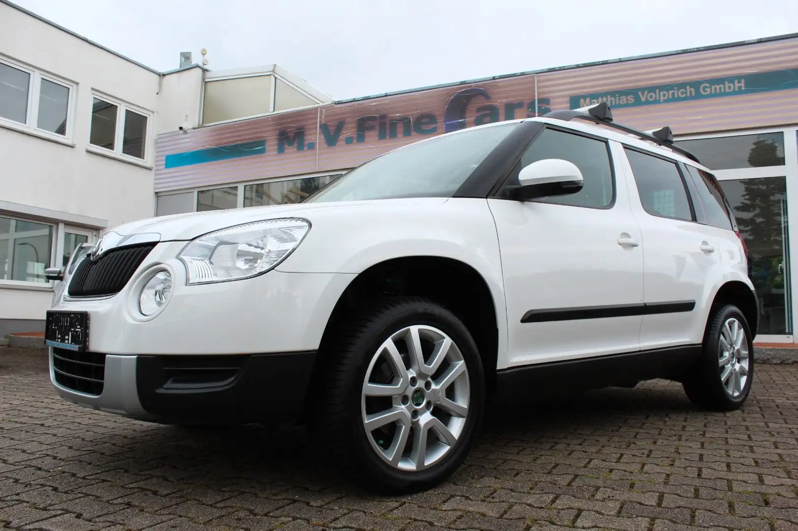 Skoda Yeti Ambition Plus Edition Weiß - 1