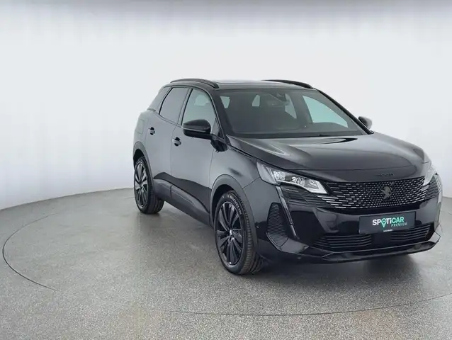 Peugeot 3008 view 3