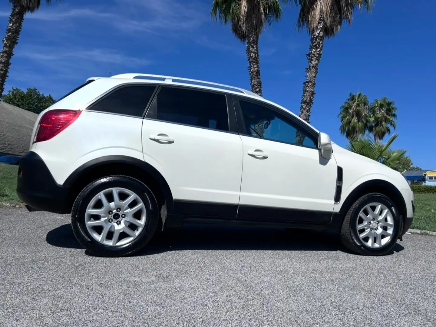 Opel Antara Antara 2.2 cdti Cosmo Unlimited Pack 4wd 163cv Bianco - 1