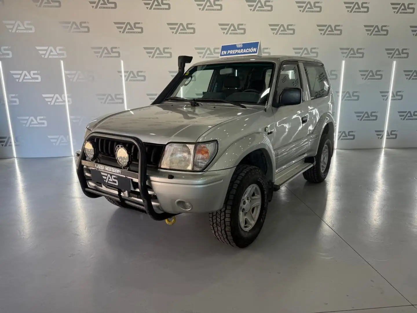 Toyota Land Cruiser 3.0 TD 125cv Gris - 1