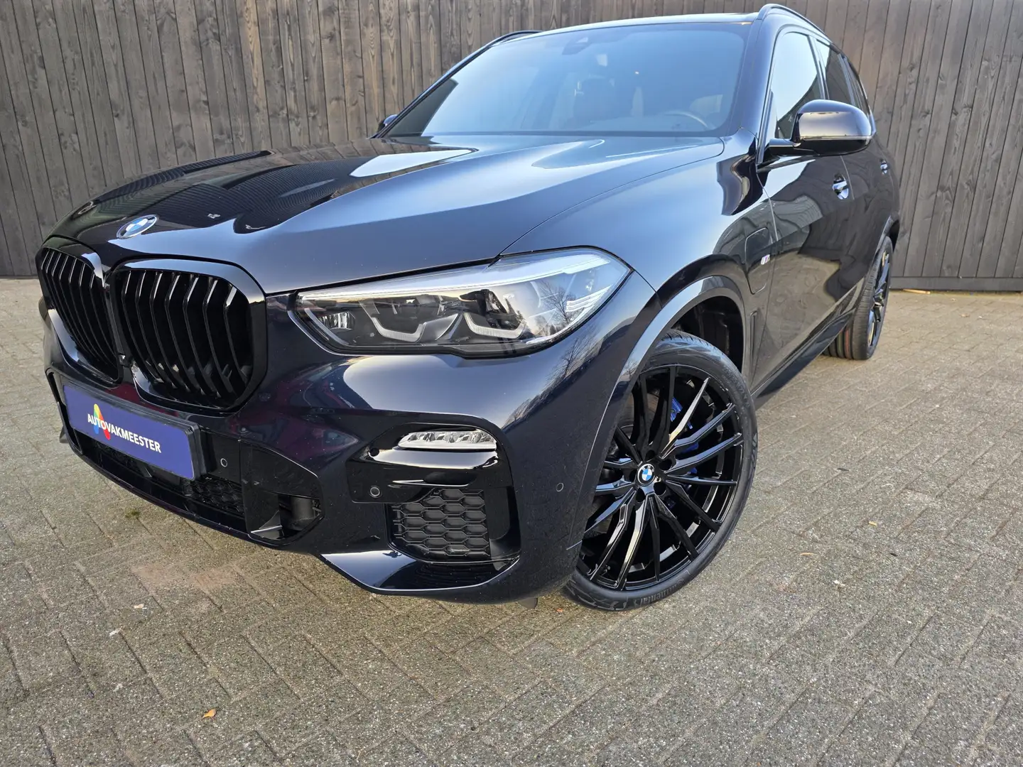 BMW X5 xDrive45e High Executive M-Sport 21 Inch Zwart - 1