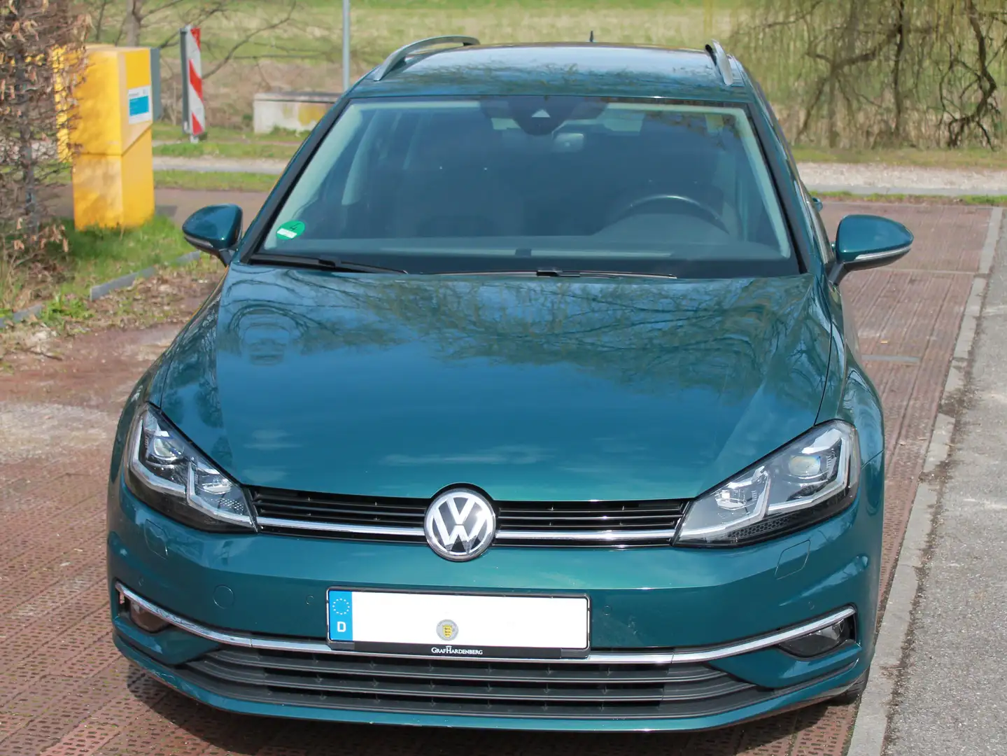 Volkswagen Golf Variant Golf VII Variant 1.5 TSI ACT (BlueMotion Tech) DSG Grün - 1