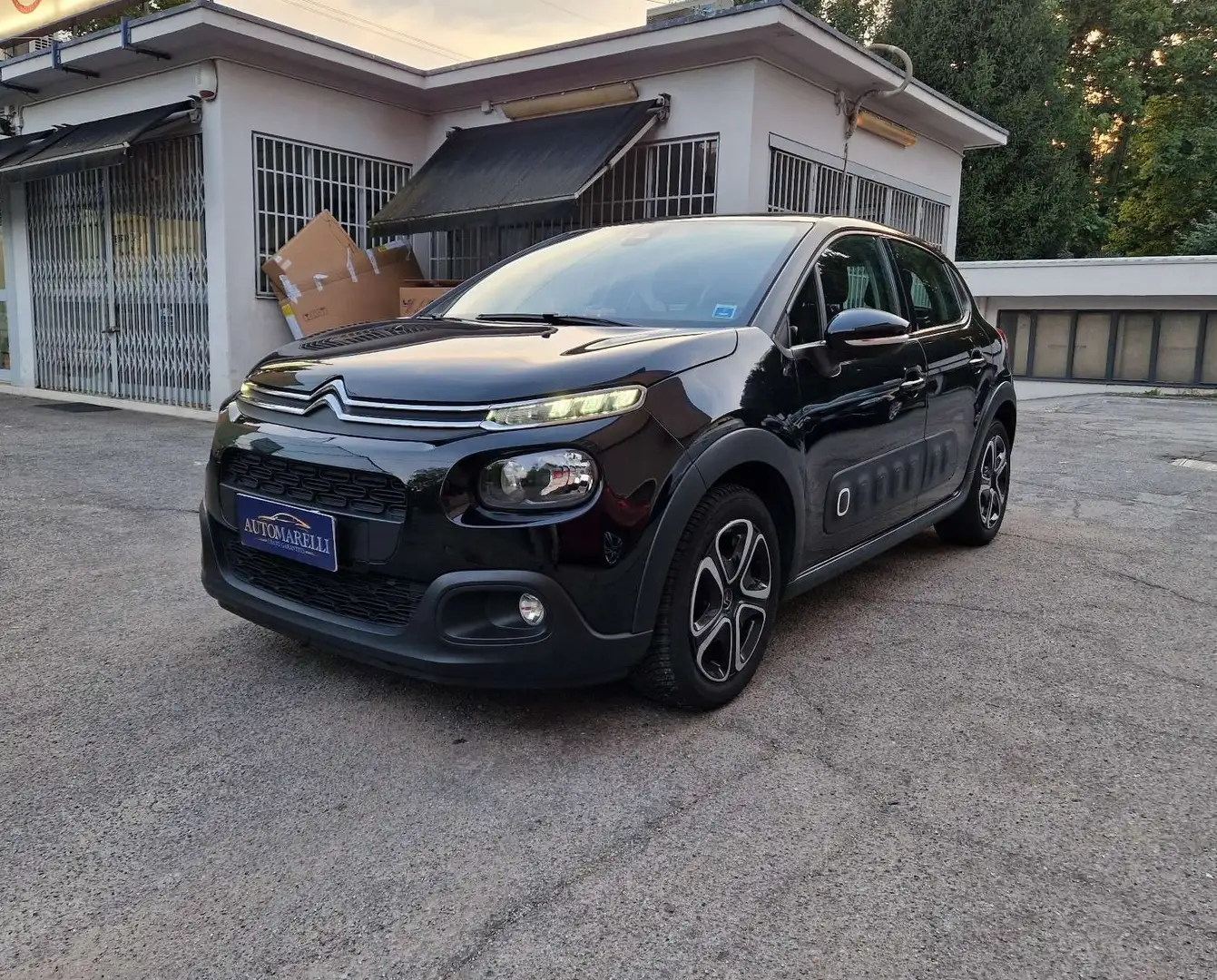 Citroen C3 1.2 puretech Shine 82cv Noir - 1
