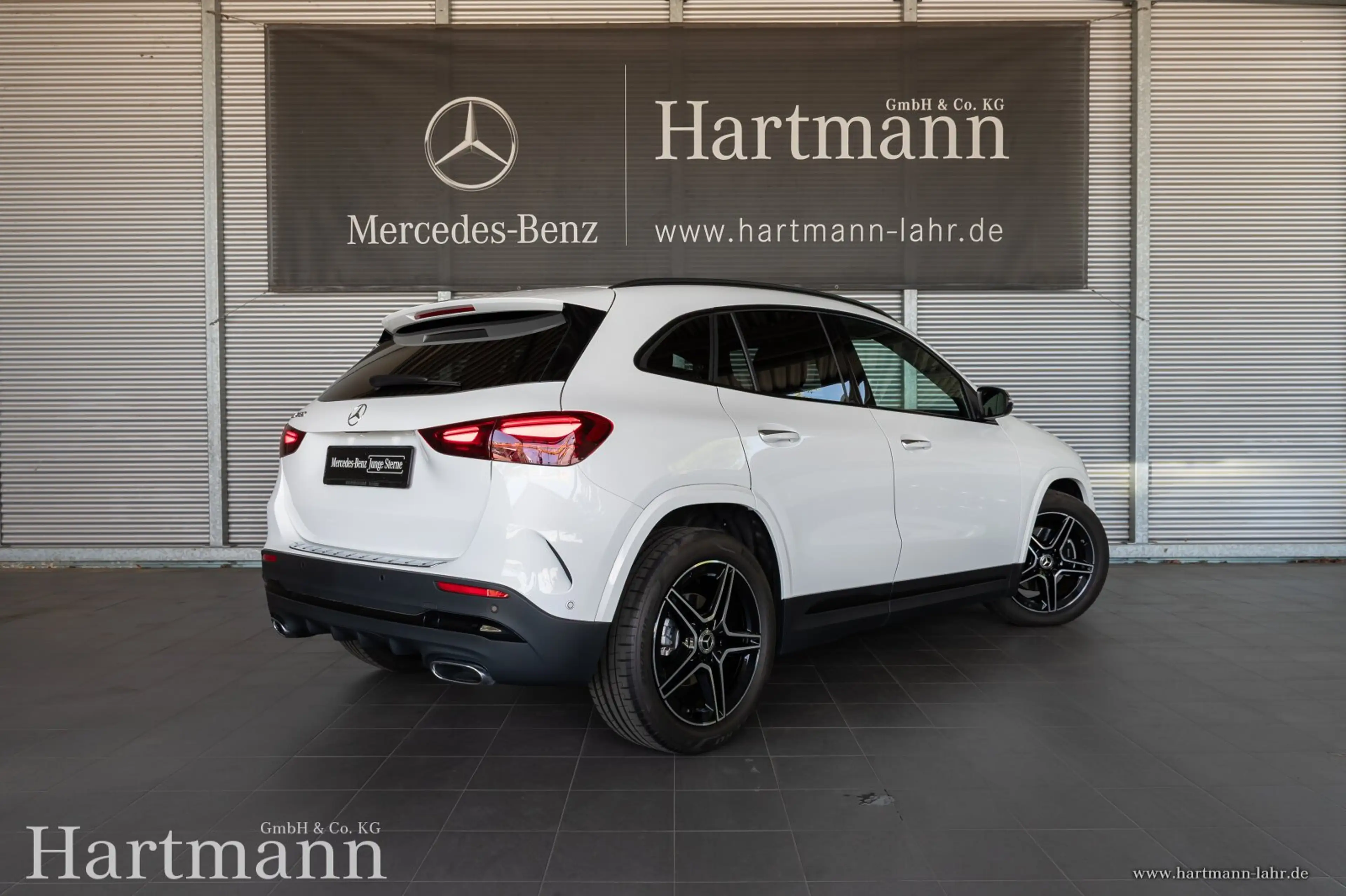 Mercedes-Benz GLA 180 GLA 180 AMG Night Multibeam Fahrassistenz KeylGo — photo 2