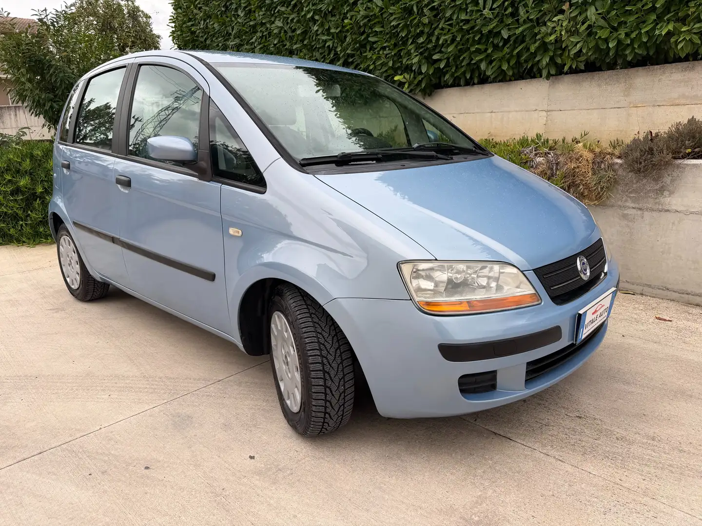 Fiat Idea 1.3 mjt 16v Dynamic Bleu - 2