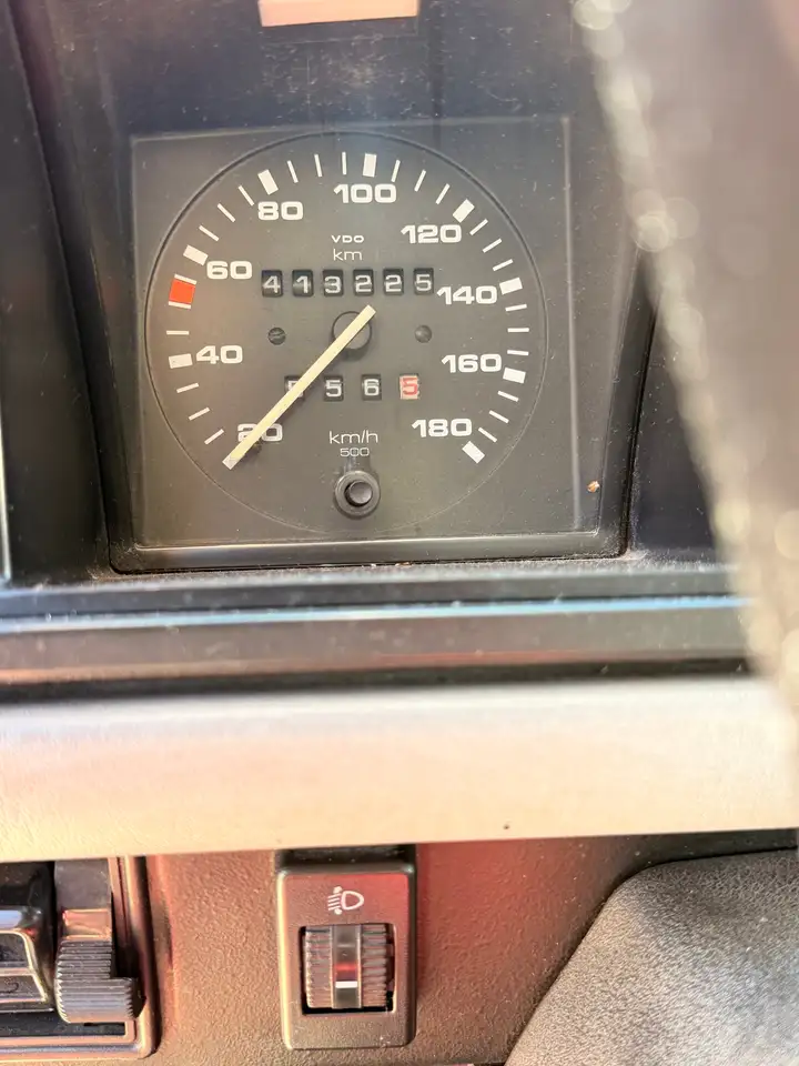 Volkswagen T3 Last Edition Red, foto 5